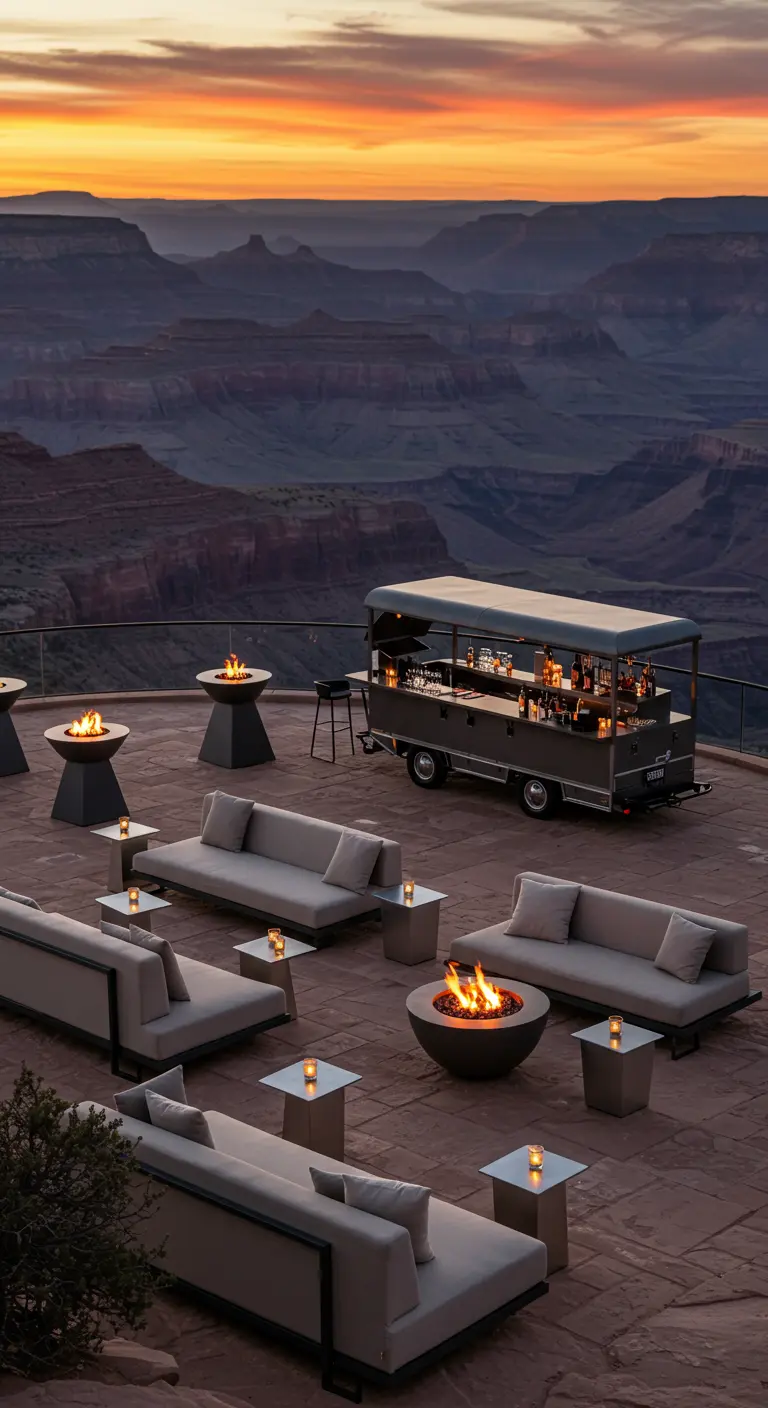 Moderne loungeopstelling met vuurtafels en een mobiele bar bij de Grand Canyon.